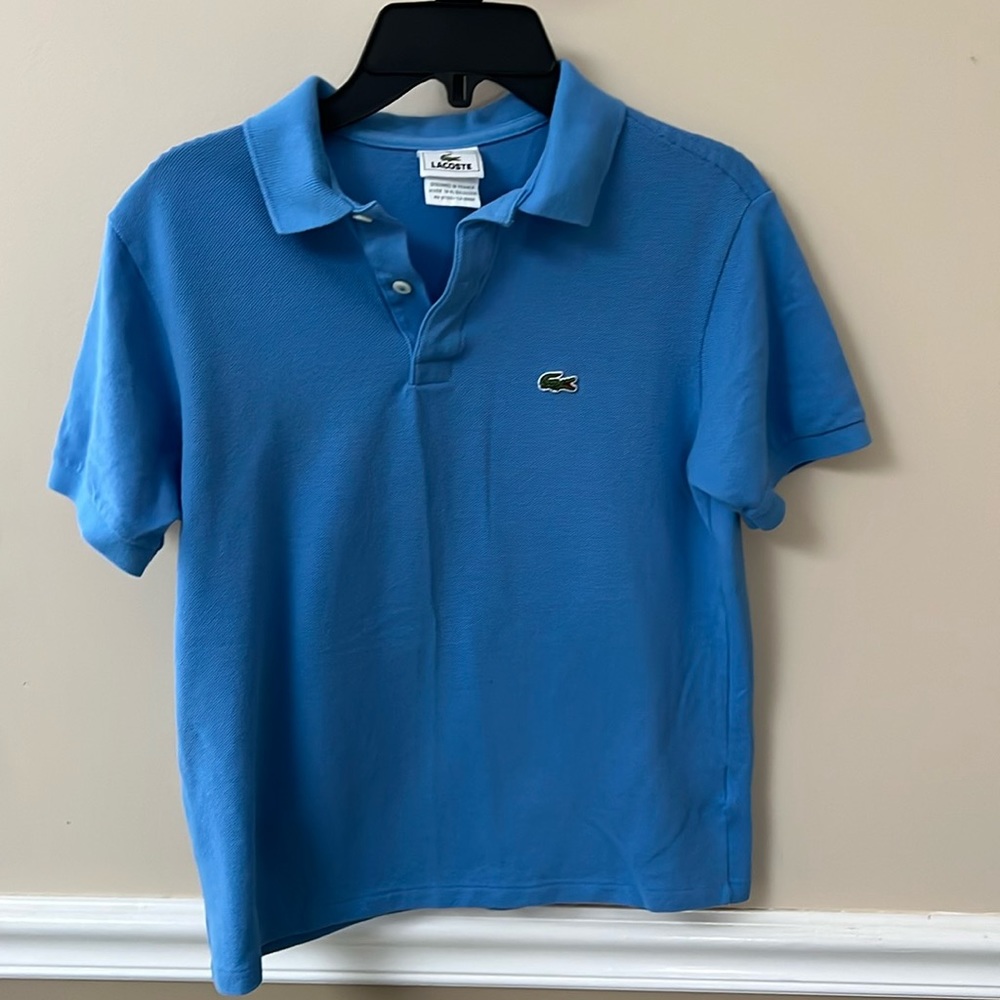 Lacoste polo boy youth shirt in great condition.